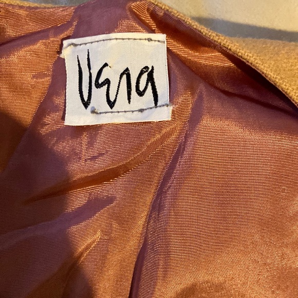 Vera Wang Sleeveless Vest - Picture 2 of 10